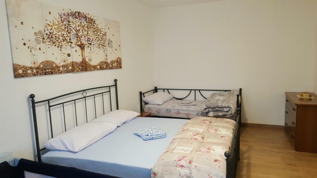אאוסטה Casa Della Nonna Per Voi Parcheggio Gratuito Condizionatore Portatile Cir 0052 מראה חיצוני תמונה
