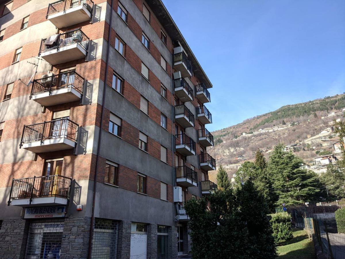 אאוסטה Casa Della Nonna Per Voi Parcheggio Gratuito Condizionatore Portatile Cir 0052 מראה חיצוני תמונה