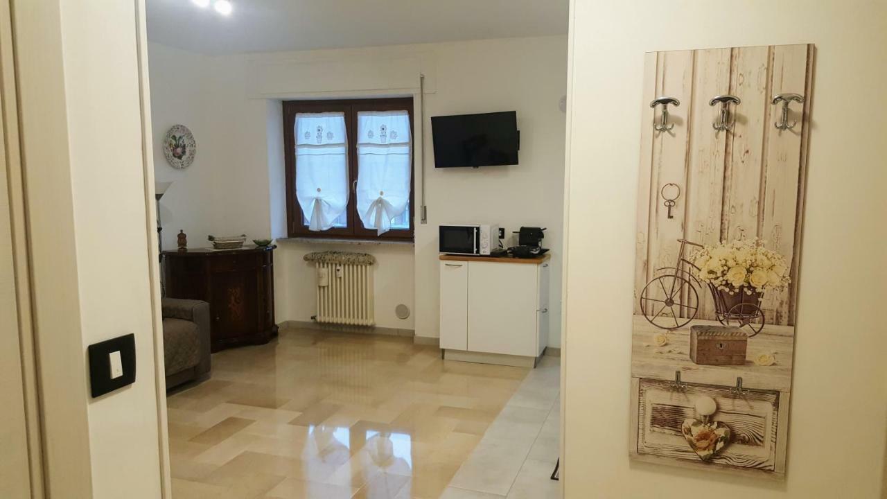 אאוסטה Casa Della Nonna Per Voi Parcheggio Gratuito Condizionatore Portatile Cir 0052 מראה חיצוני תמונה